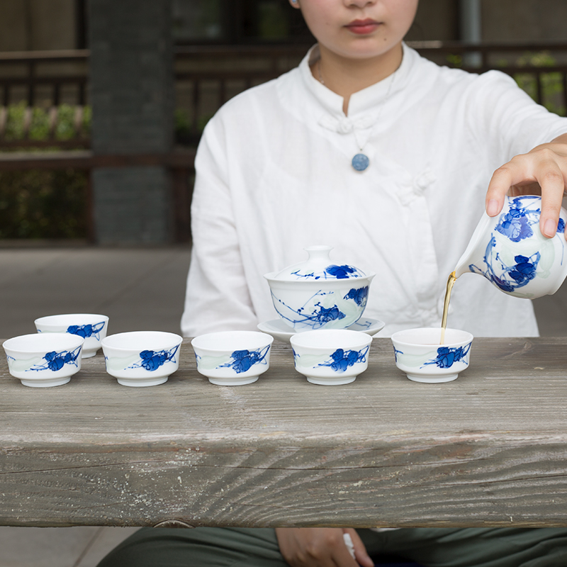The Red leaves of jingdezhen ceramics kung fu tea tureen suit high temperature porcelain its depicting six cups 8 head suit with a gift