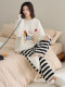 Pajamas for women in winter, thickened with velvet, warm and cold-resistant, can be worn outside, cute cartoon round neck, long-sleeved home clothes set