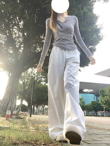 Лонгслив, демисезонная футболка, тонкая рубашка, V-образный вырез, облегающий крой