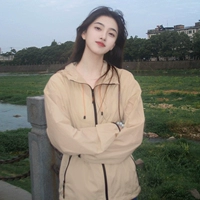 Абрикосовая тонкая одежда для защиты от солнца с капюшоном, сексуальный трендовый легкий и тонкий дорожный быстросохнущий плащ