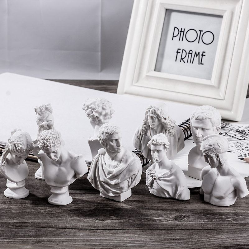 (10 sets A)Resin small plaster figure 5-8cm mini figure model ornaments Art teaching aids Painting and sketching Head portrait Sculpture Plaster body Venus Xiaowei Qin female Molière