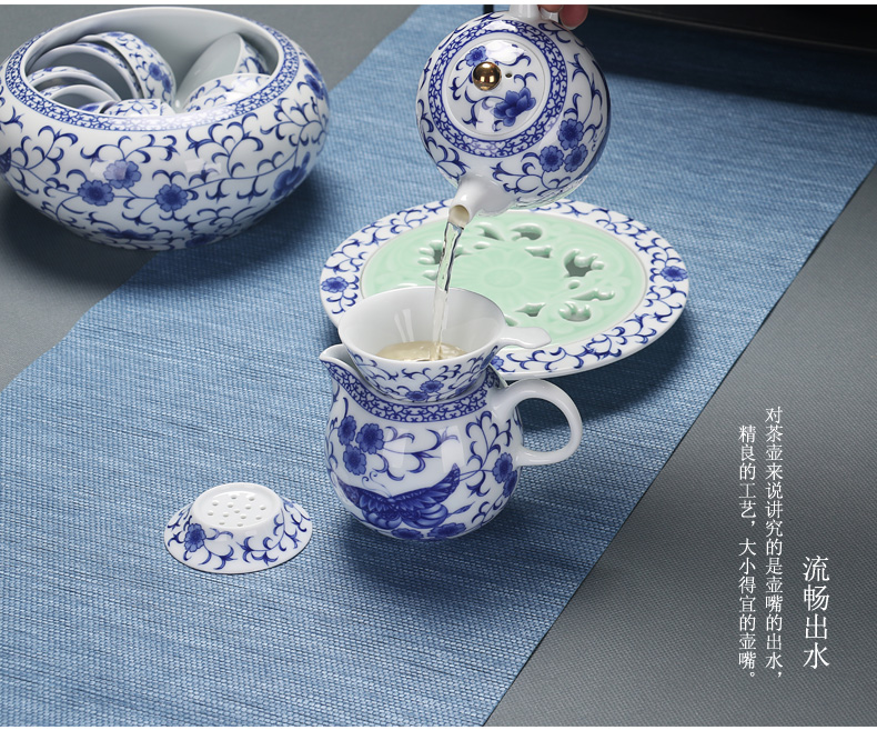 Household white porcelain teacup see colour lid bowl of a complete set of blue and white porcelain art office manual kung fu ceramic tea set