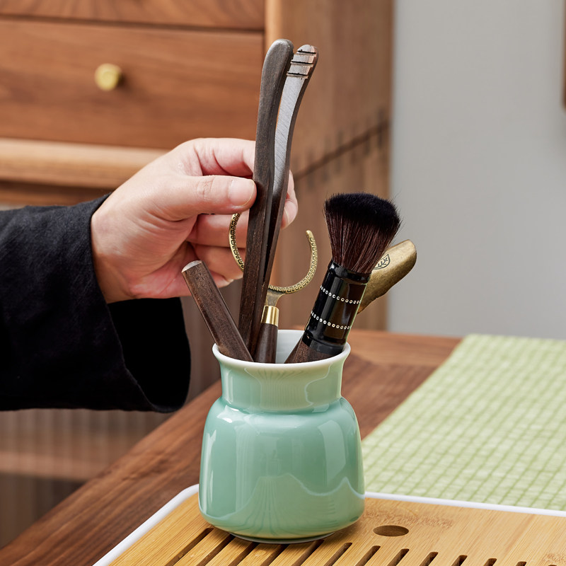 Xinyi Marginal Tea Arts first See Qingshan Tea Road Six Gentleman Suit Black Sandalwood Tea Needle Tea Clip Tea Road Accessories For Home