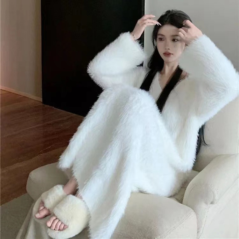 Mink Velvet White Long Over-The-Knee V Neck Sweater Dress for Women in Autumn and Winter Korean Style Lazy Style Knitted Bottoming Shirt Dress