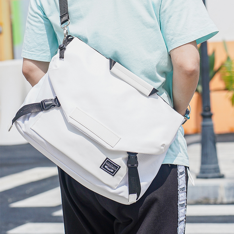 Computer bag 15 6 inches suitable for Lenovo Xiaoxin Pro13 Apple protective case Air13 3 inches male and female Xiaomi Huawei matebook14 portable shockproof simple Messenger shoulder pen