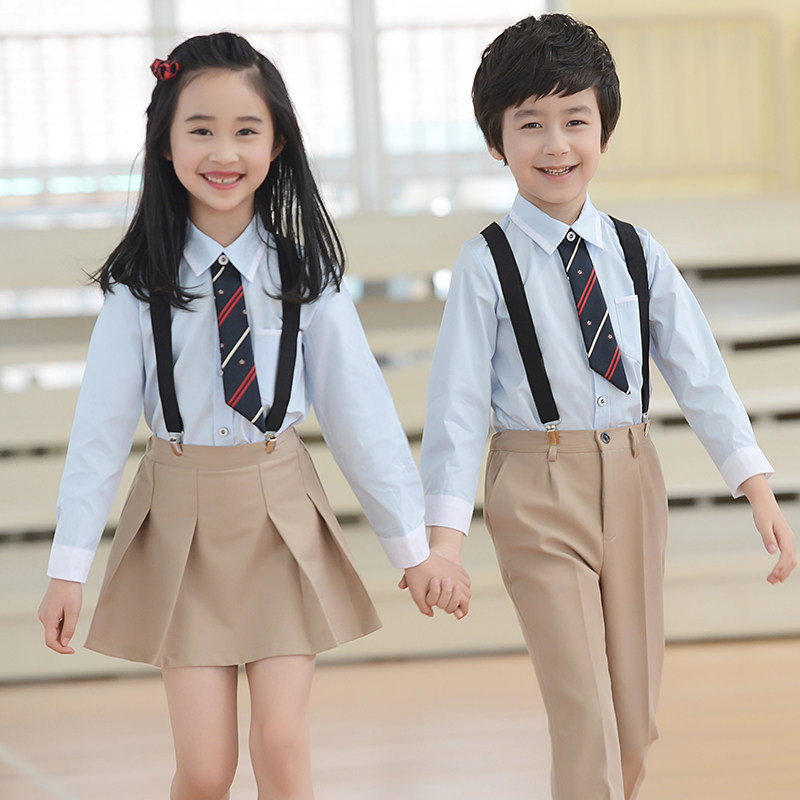 Boy Girl Holding Baby Bag Pants Suit Kindergarten Recital Performance Elementary School Students Big Chorus Out of Children's Choral Service