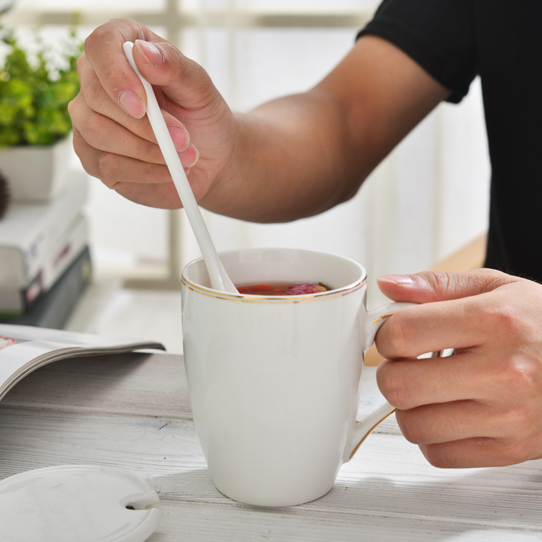 Contracted porcelain keller with cover teaspoons of large capacity domestic picking cups of milk for breakfast office tea cup