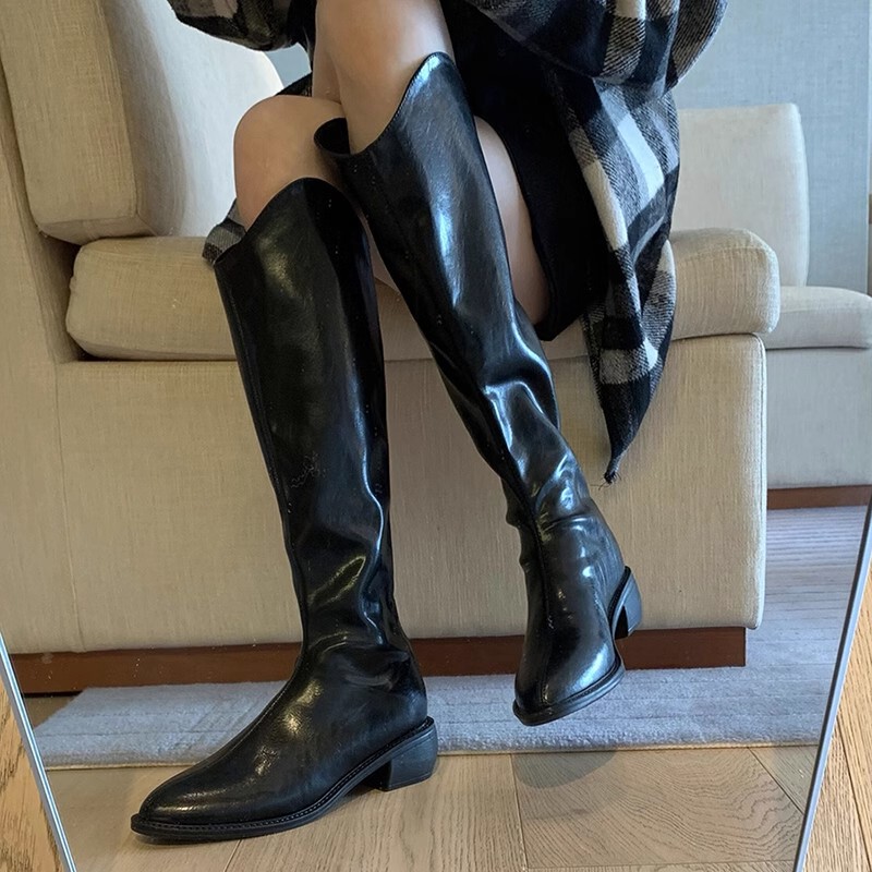 Long Leg-Enhancing! Knight Boots, High-Top but Not Over-The-Knee Boots, Black V-Cut Pointed Toe Chunky Heel Long Boots, Biker Boots