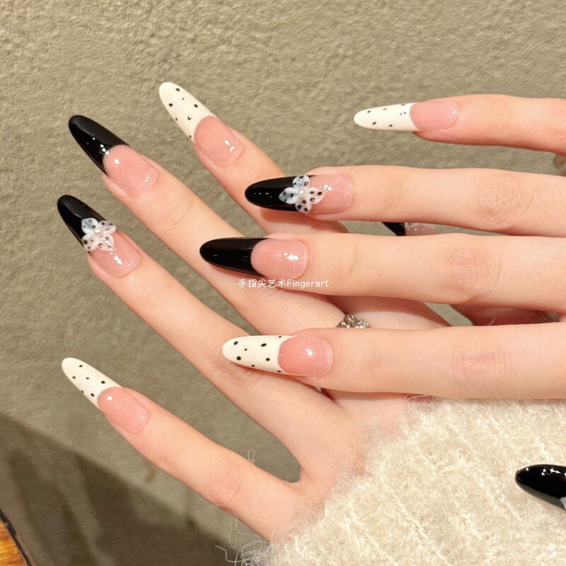 【Black Nude Diamond Wave】Black French-Style Black Nude Color-Blocking Three-Dimensional Carved Polka Dot Nail Art, Purely Handmade Wearable Nails, Sweet and Cool