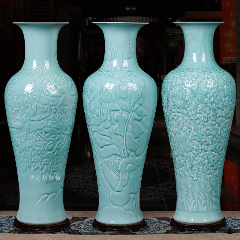 Jingdezhen ceramic large vase high-end hand-carved celadon peony lotus living room hotel floor large ornament
