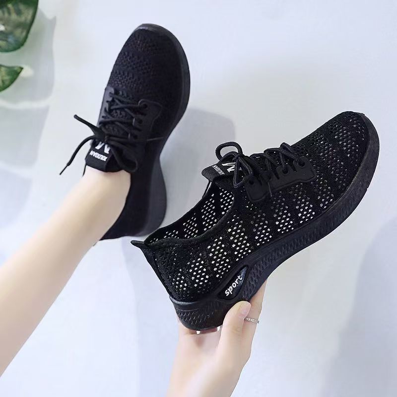 2025 Summer Women's Mesh Shoes Black Non-Slip Kitchen Work Shoes Non-Slip Soft Sole Casual Breathable Shoes Flat Mesh Shoes