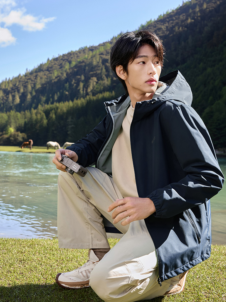 361度 25年秋季款 净防科技 男式三防外套防风防泼水户外梭织夹克 双重优惠折后￥90.3包邮 多色可选 淘金币可抵扣5.37元