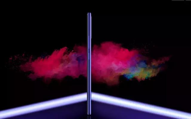 爱生活，爱打扮(www.idaban.cn)，vivo Z5上手，搭载屏下指纹解锁！7