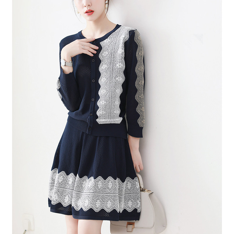Japanese elegant retro - age decomposed lace with piece - piece of piece - piece sweater with small cut - and - knit sweater