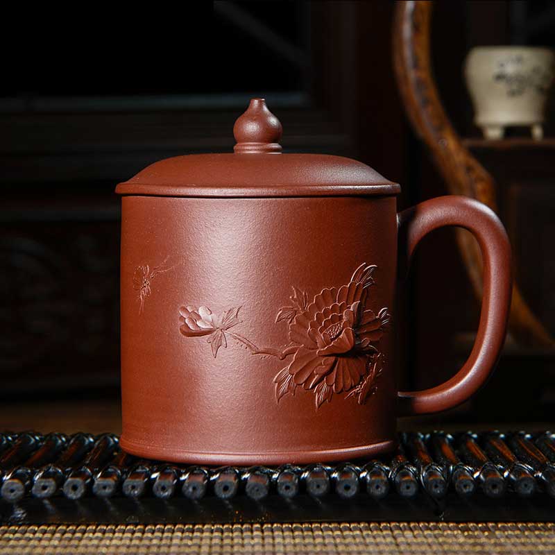 Statute of mud TaoGe yixing purple sand cup tea cups with cover by hand make tea cup peony office keller cup for cup
