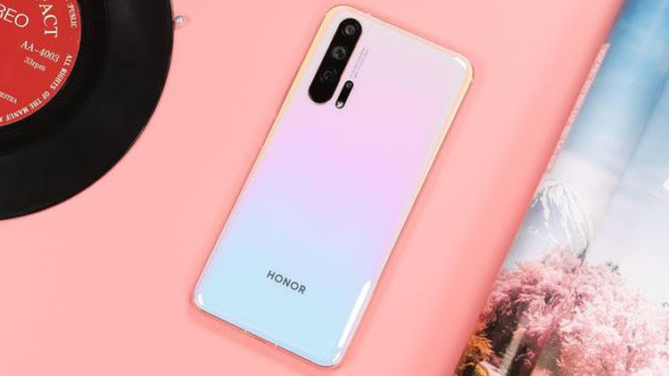 这个月别盲目乱花钱买华为手机！