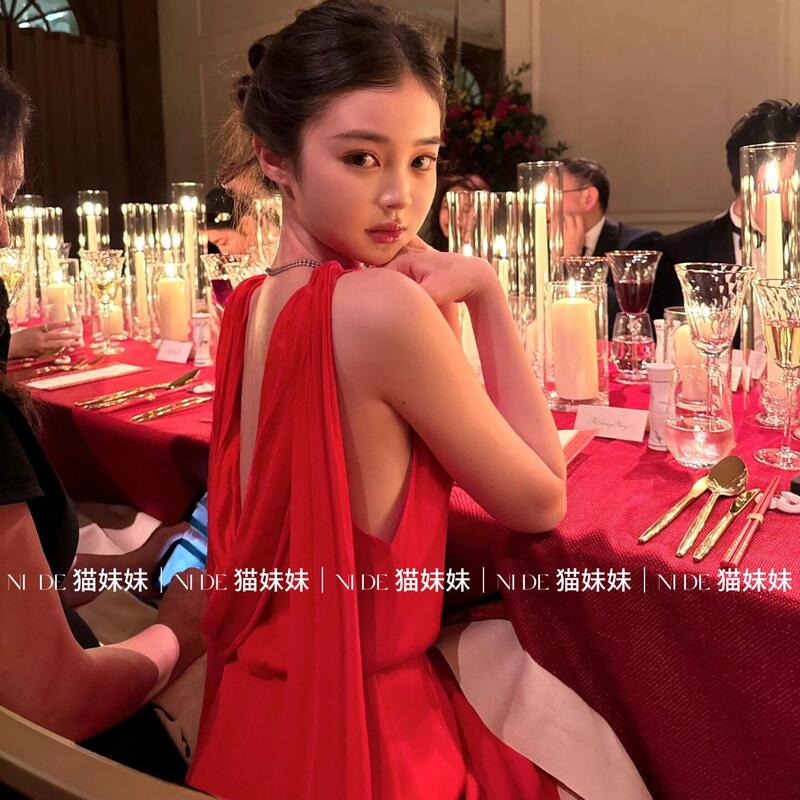In Stock! "Moonlight Rose" Red Holiday-Style New Year Sexy High-End Spaghetti Strap Waist-Cinching Dress