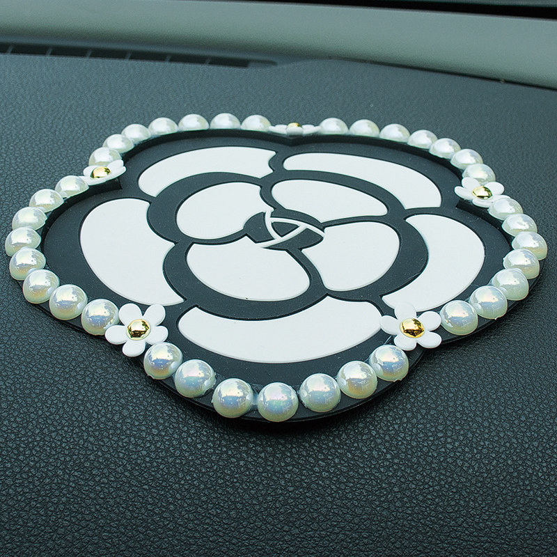 Car on-board anti-slip mat Perfume Holder perfume seat Silicone Mat METER STAND HIGH TEMPERATURE RESISTANT DECORATIVE ITEMS