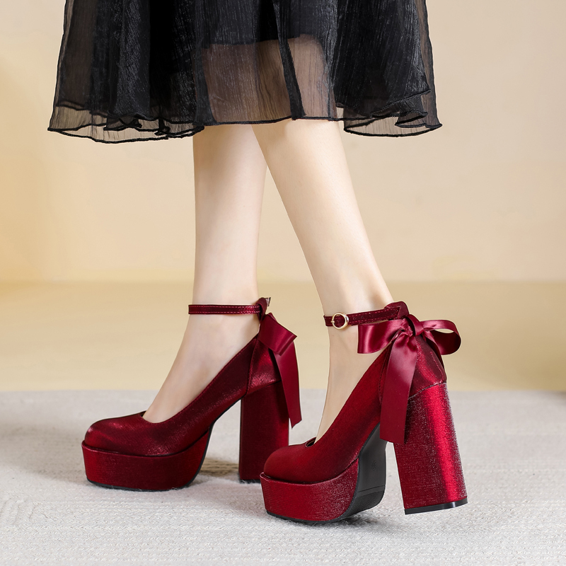 12cm Satin High Heels for Petite Women, Chunky Heel, Red Xiuhe Dress Wedding Shoes, Thick Sole, 2026 New French Style Single Shoes