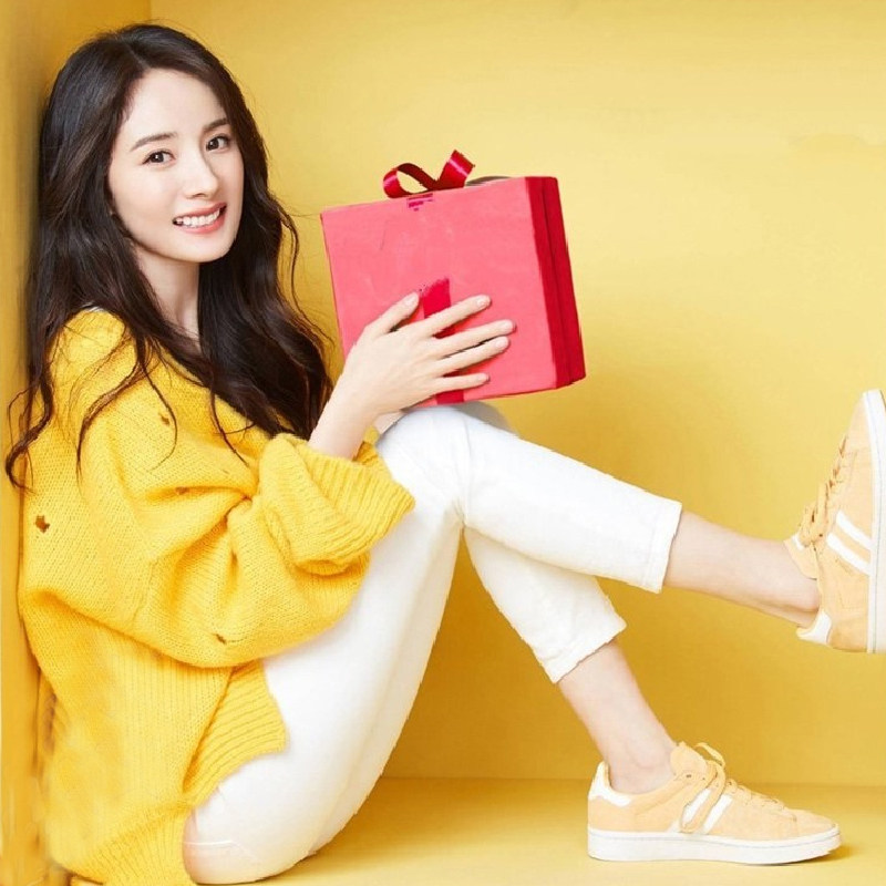 Yang Ling - shan yellow hollow sweater in 2022 fall - winter lazy wind knitted sweater