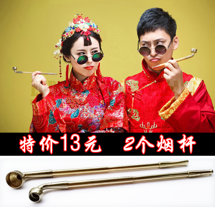 Old-fashioned performances, long tobacco rods, dry tobacco pipes, tobacco rods, wedding photography, photography, ancient costumes, Chinese style props