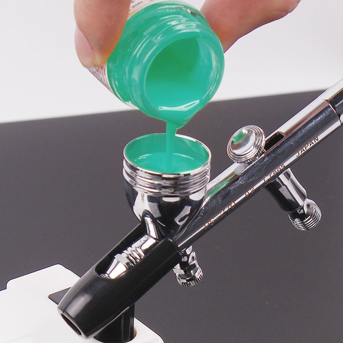 √ Yingli Model Model Clay Anity Gundam Color Spray Spray Model Paint C1-C58