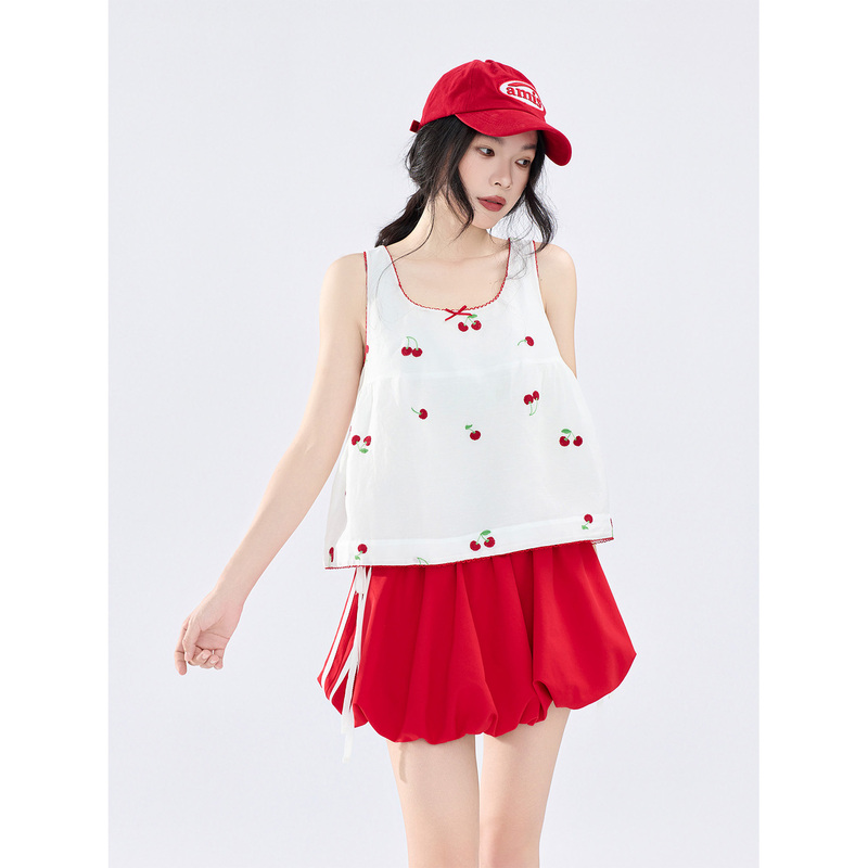 White Cherry Embroidered Vest for Women, 2026 Summer New Design, Niche, Loose, Versatile Sleeveless Top White Cherry Embroidered Vest for Women, 2026 Summer New Design, Niche, Loose, Versatile Sleeveless Top