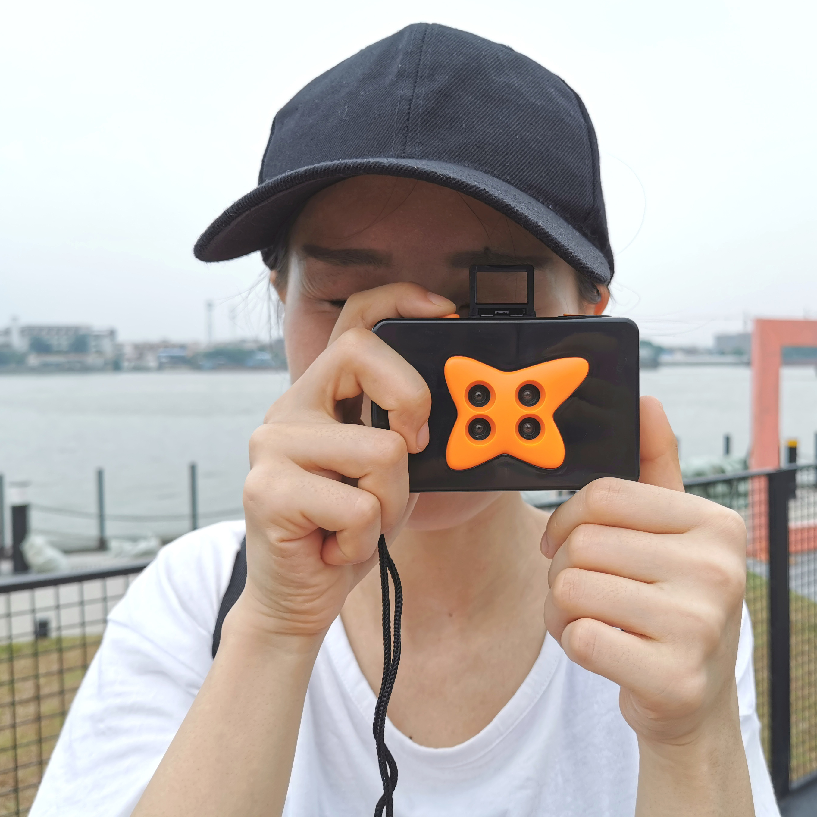 Retro Ins Wind Quadruge Sports Camera 135 Glue Roll Manual Cute Color Photos Schoolgirl's Gift Birthday