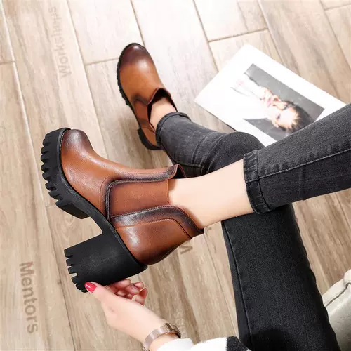 Martens, черные демисезонные универсальные утепленные туфли на каблуке в английском стиле, короткие сапоги, в британском стиле, широкий устойчивый каблук, 2023 года, из натуральной кожи
