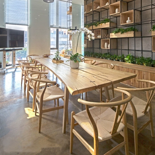 Простая современная конференция длинные таблицы и стул комбинация бревенчатого пузыря таблицы чая Большой доска чайный стол ретро выпрямитель натуральный боковой стол