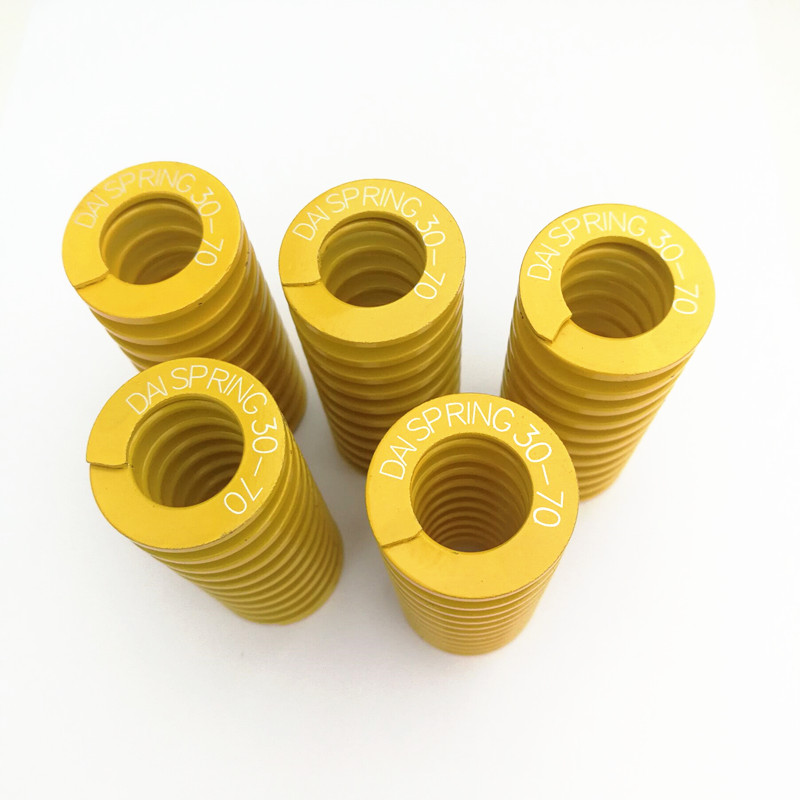Japan's original imported large - con spring mold spring rectangular spring compression spring spring spring spring