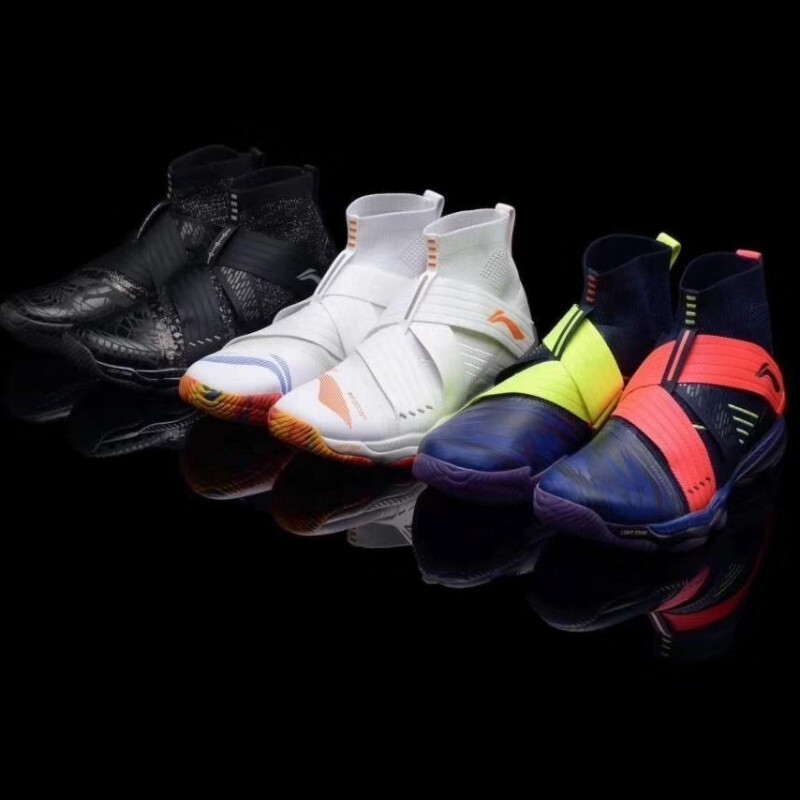 2020 New Li Ning badminton shoes AYAP015 008 competition sports shoes Changloun 4 generation 4 0