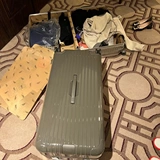 Универсальный сверхлегкий износостойкий чемодан