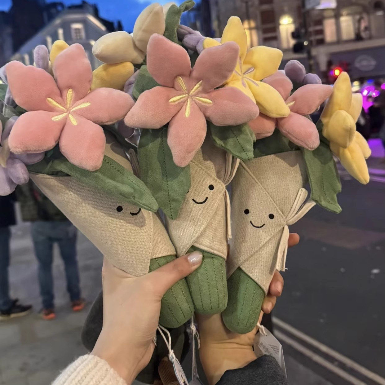 小豆芽毛绒玩具店