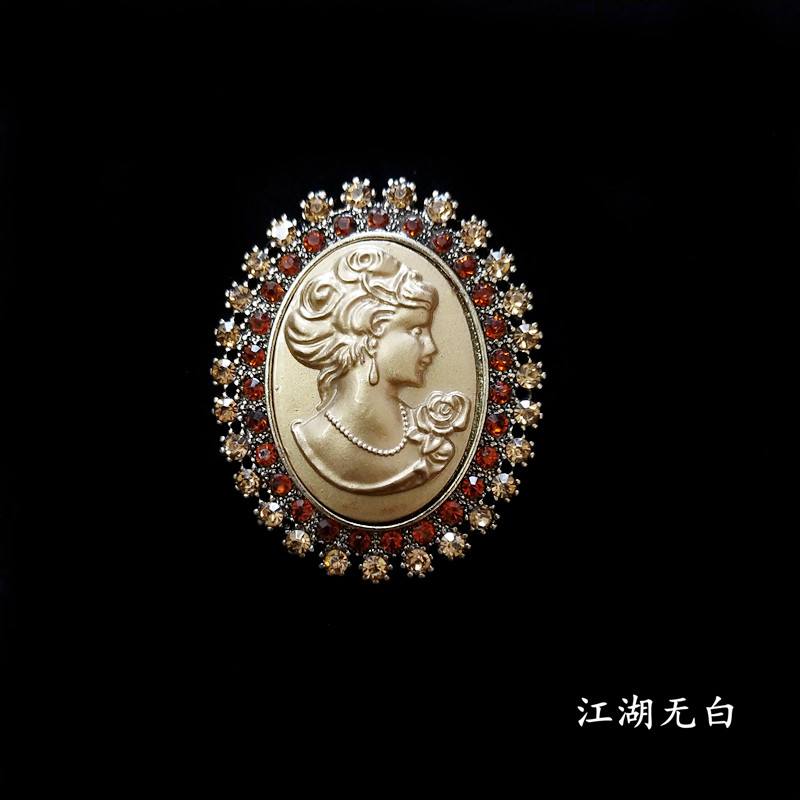 Retro court style Baroque beauty head metal badge brooch all-match coat sweater pin accessories gift female