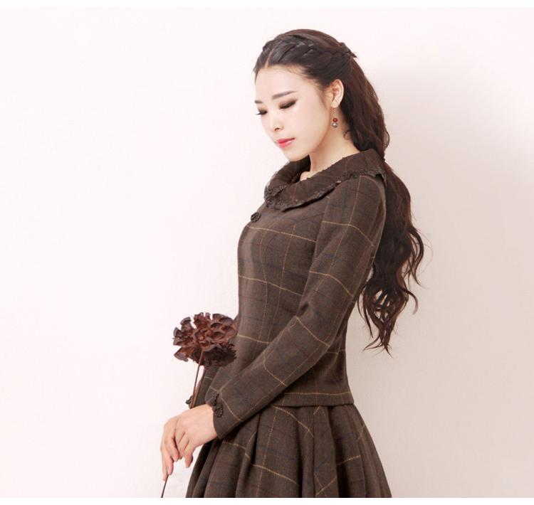 2018 mùa xuân mới của phụ nữ tính khí retro eo mỏng linh hoạt áo len cười áo dạ nữ dáng lỡ