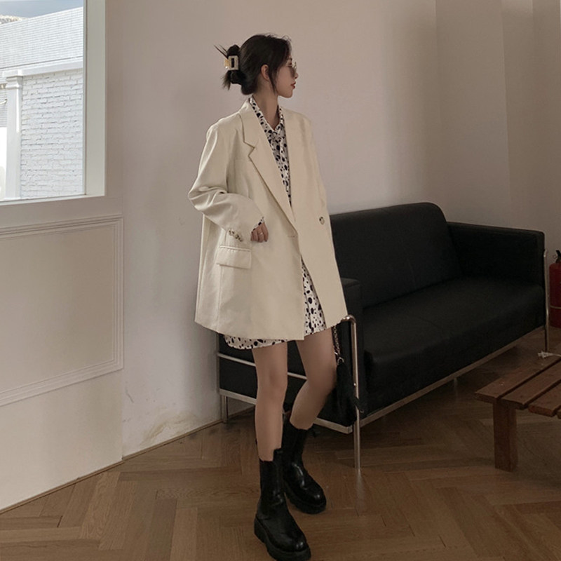 Early autumn white suit jacket 2022 new female Han version loose and thin style Fried Street Casual Temperament Little West Suit Tide
