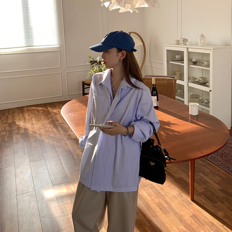 Salt blue and white striped shirt design Feeling Summer Sun Sun Sun Sun Clothes Wear a loose grain shirt