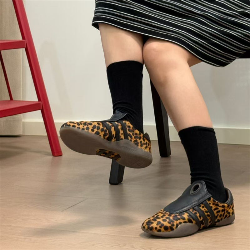 Adidas/Adidas Taekwondo Mei Black Leopard Print Slip-On Boxing Thin-Soled Shoes Js0298 Adidas/Adidas Taekwondo Mei Black Leopard Print Slip-On Boxing Thin-Soled Shoes Js0298