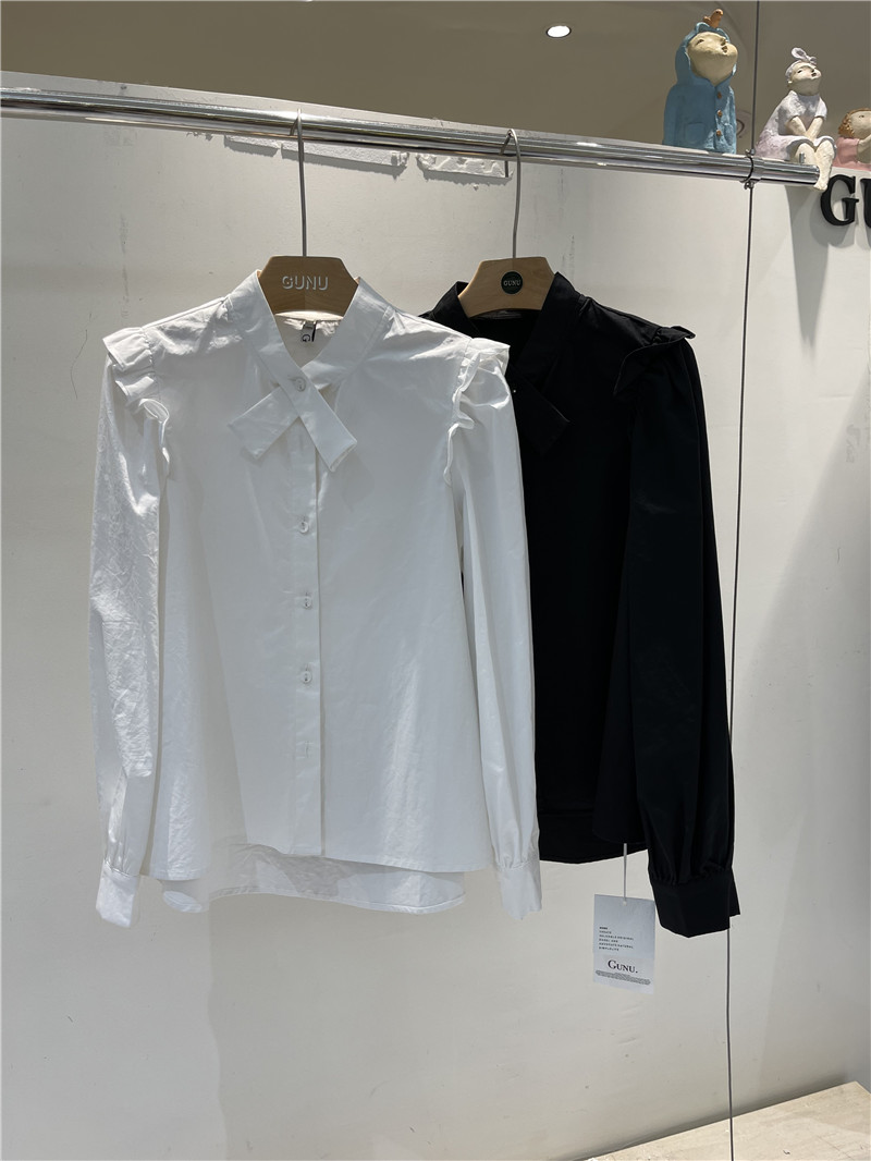 2022 new GUNU lotus leaf sleeve lace shirt women's all-match solid color niche single-breasted long-sleeved shirt