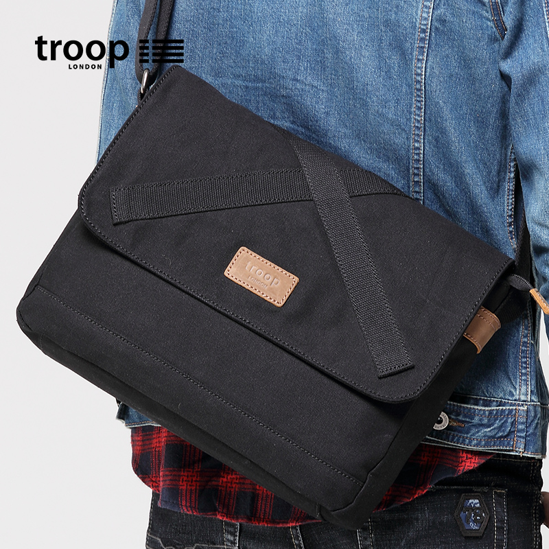 Troop canvas bag casual bag bag slope bag new European and American tide retro fashion young man bag