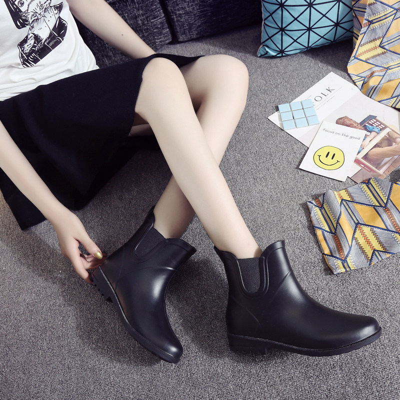 Fashion Season Rain Shoes Women Han Edition Short Drum Warm Rain Boots Waterproof Non-slip Middle Cylinder Kitchen Work Abrasion Resistant Water Shoes Woman