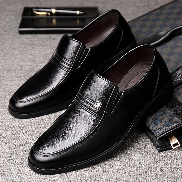 Leather shoes men's genuine leather business formal wear soft-soled cowhide work casual middle-aged and elderly men's plus velvet winter dad men's shoes