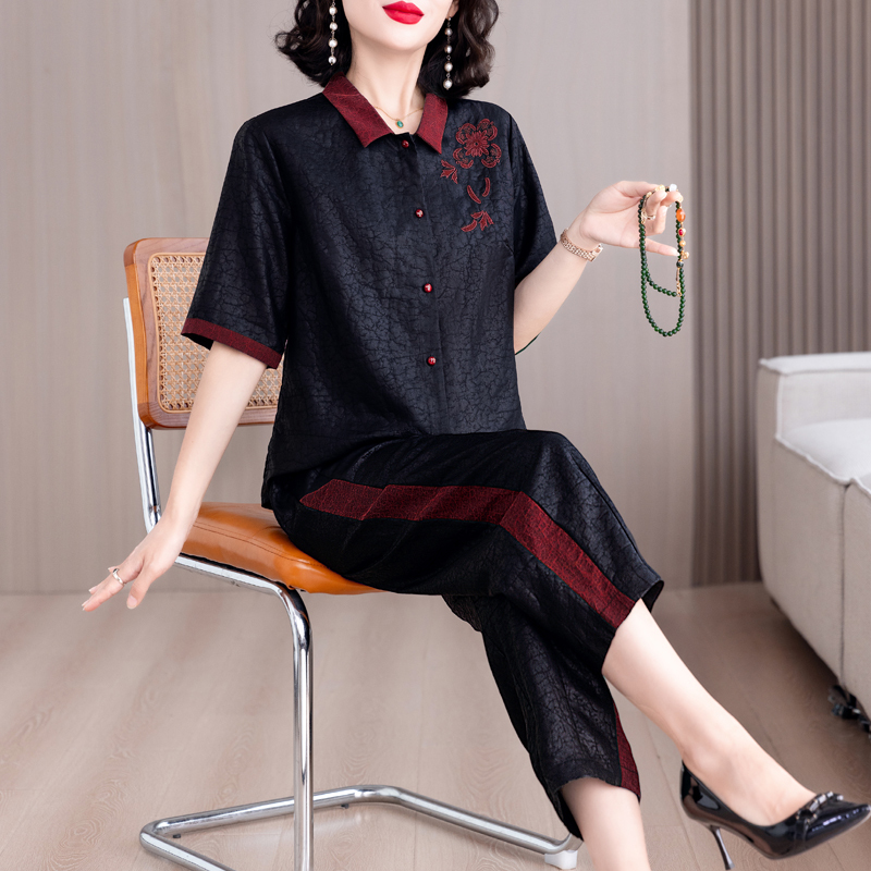 Chinese Style Pants Suit for Women 2025, Xiangyun Silk High-End Top with Nine-Point Pants, Mother's Silk Mulberry Silk Two-Piece Set