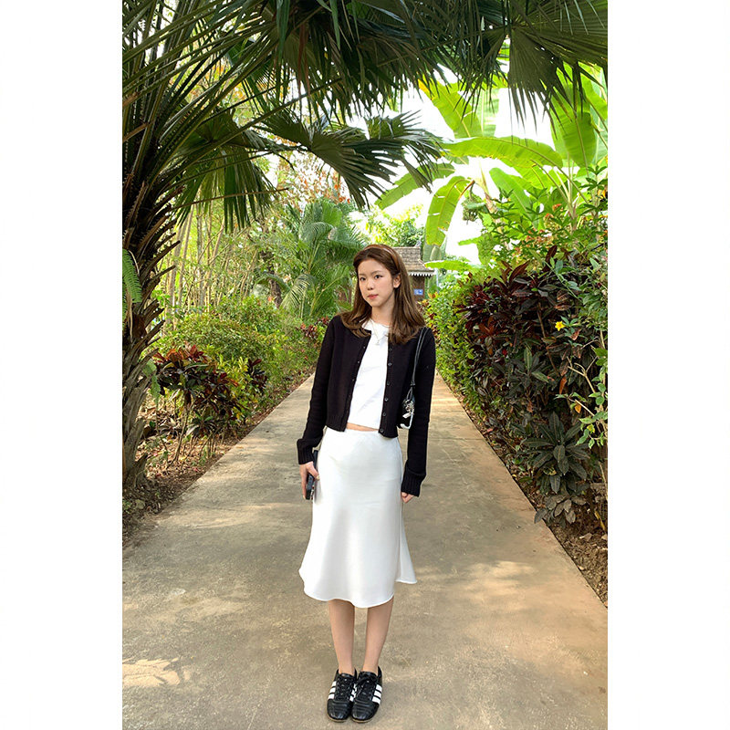 Tuuuh атласная юбка-миди женская весенне-летняя корейский стиль нежная струящаяся стройнящая универсальная короткая юбка