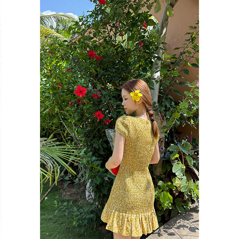 Tuuuh платье с цветочным принтом женское летнее стройнящее с поясом французское ретро миди желтое платье