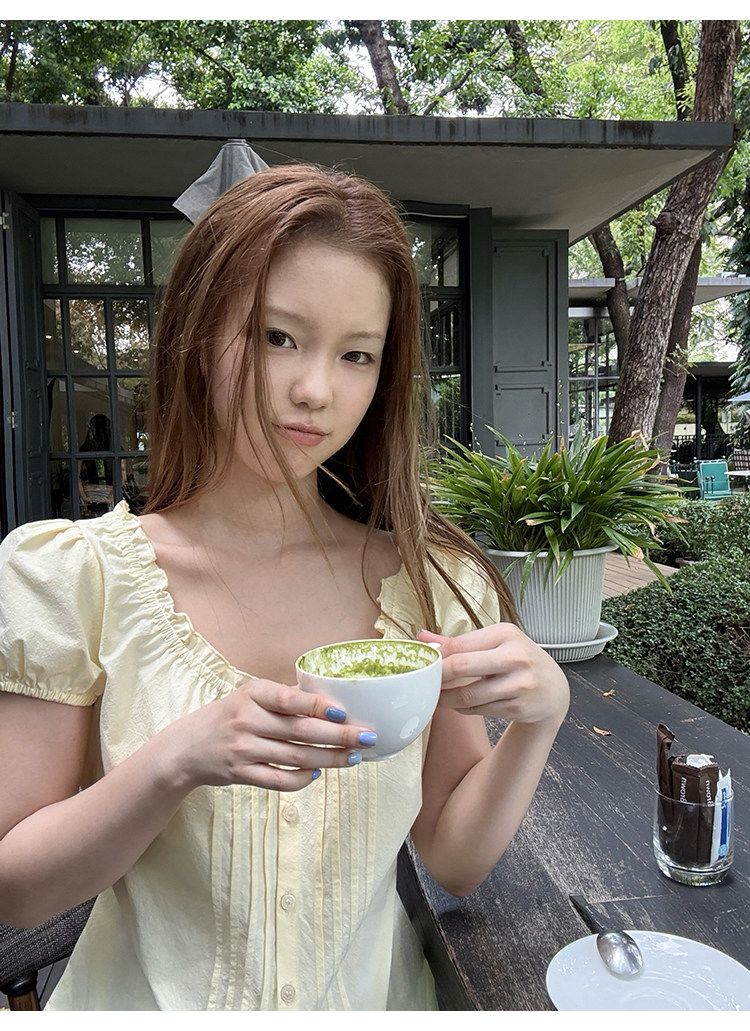 Tuuuh рубашка женская с короткими рукавами и квадратным вырезом со складками светло-желтая нежного стиля