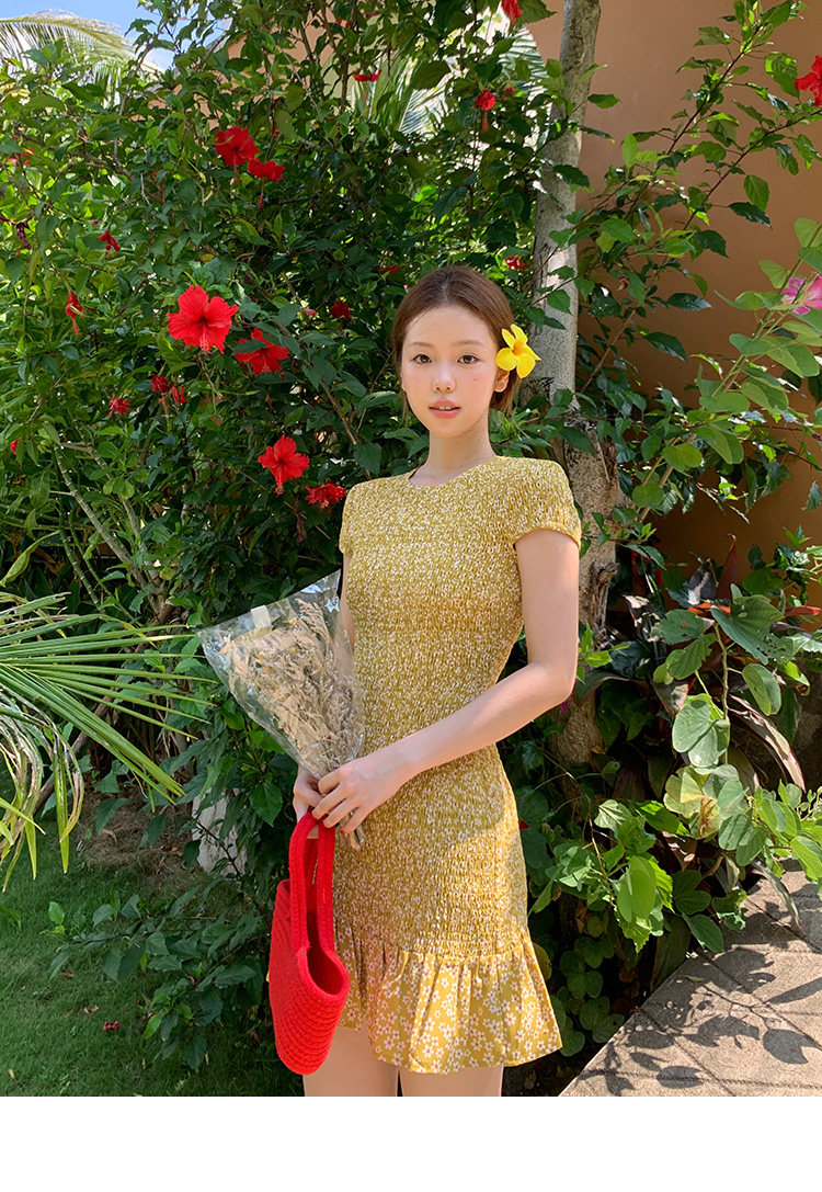 Tuuuh платье с цветочным принтом женское летнее стройнящее с поясом французское ретро миди желтое платье