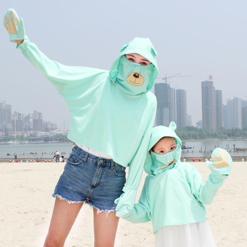 Summer sunscreen clothes long-sleeved female parent-child hooded gloves Children's cute loose large size short coat Korean sunshade shirt