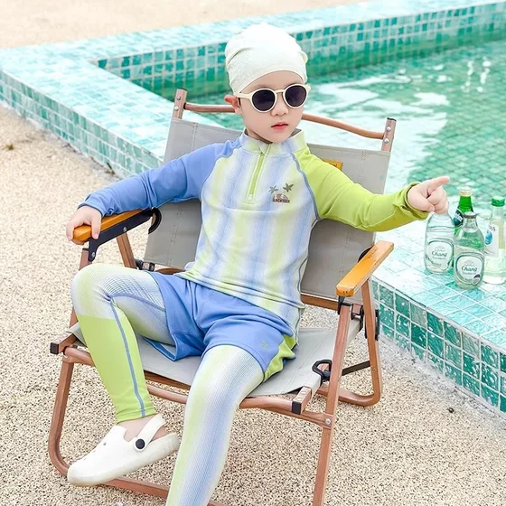 
High-quality children's swimsuits, boys' swimsuits, swim trunks, 2025 new long-sleeved split swimsuit, sun protection, four-piece set